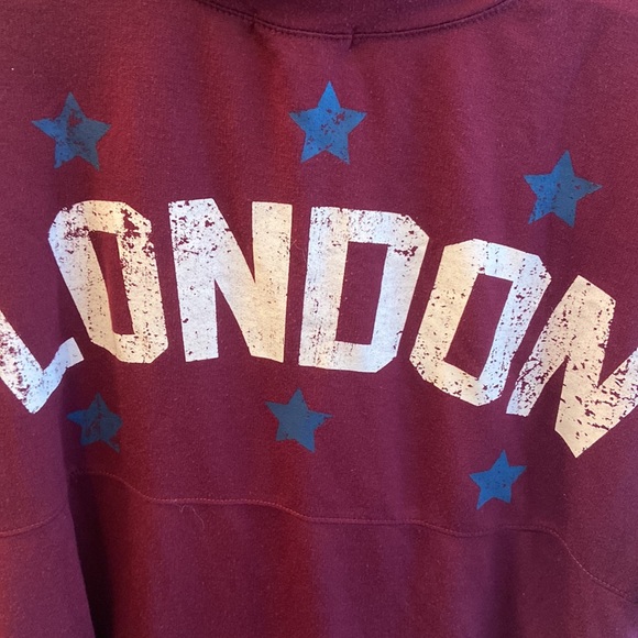 About a Girl maroon London design 3/4 sleeve top L - Picture 5 of 5